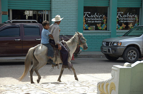Horse and riders in Honduras Horse and riders in Honduras